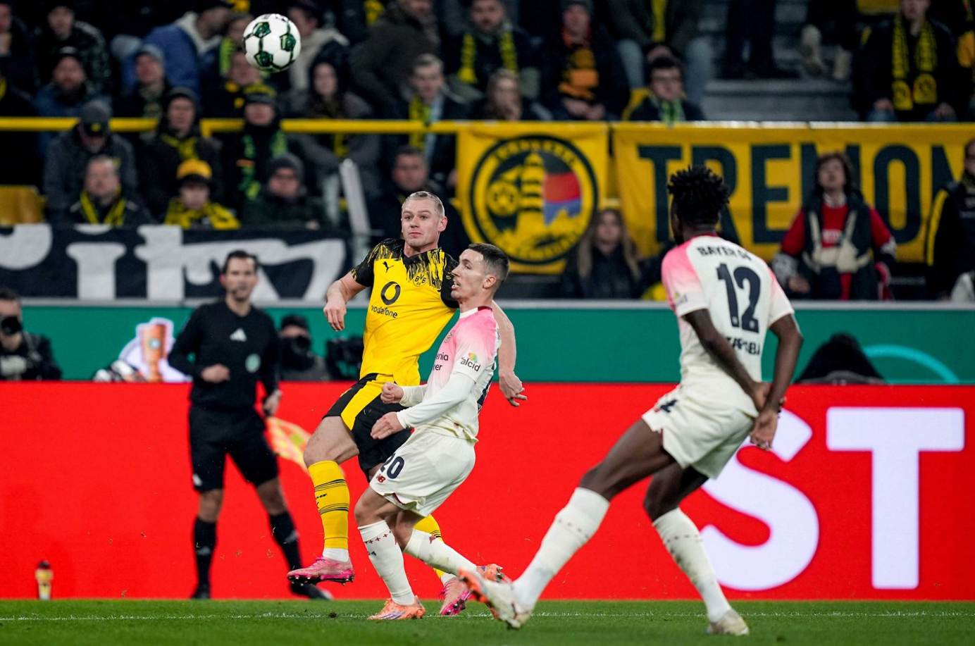 Dortmund vs Bayer Leverkusen (03:00 &#8211; 03/12) | Xem lại trận đấu